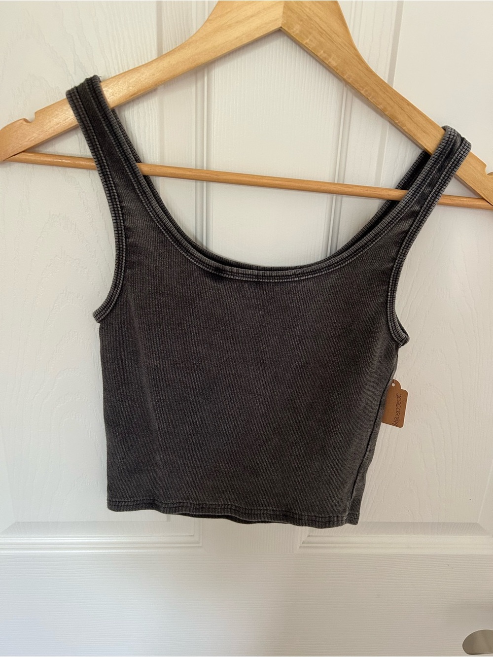 Me to We Washed Black Scoop Neck Cropped Tank